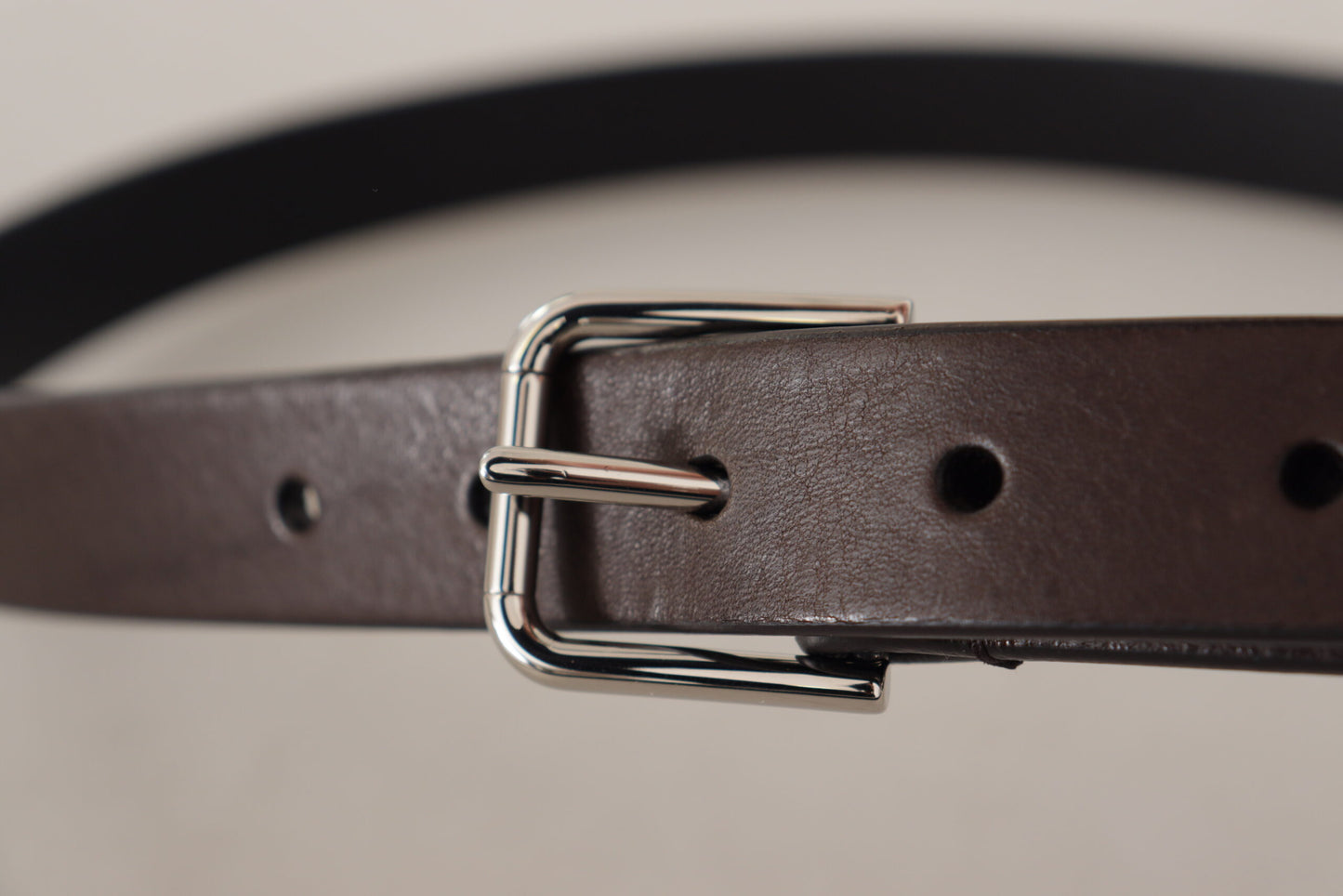 Dolce &amp; Gabbana Elegant Leather Belt with Metal Buckle