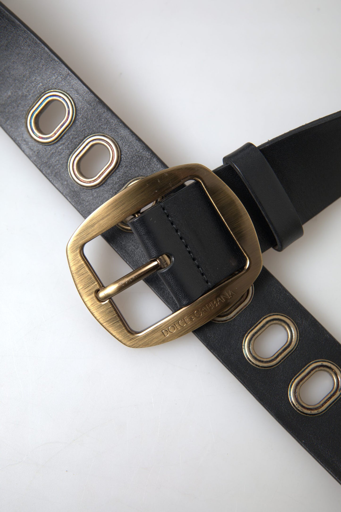 Dolce &amp; Gabbana Sleek Italian Leather Belt with Metal Buckle