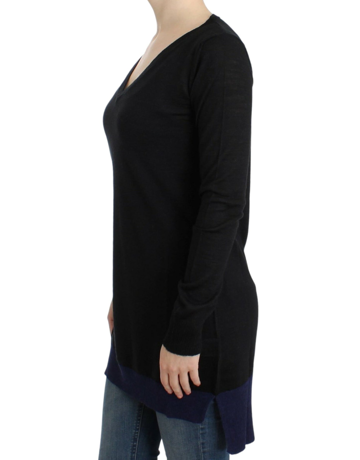 Costume National Elegant V-Neck Lightweight Sweater