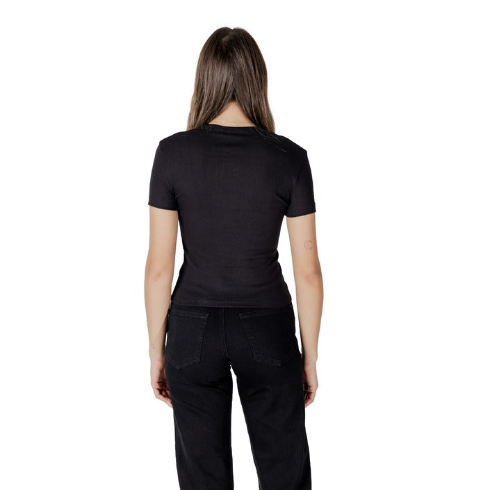 Calvin Klein Jeans - Calvin Klein Jeans T-shirt Women